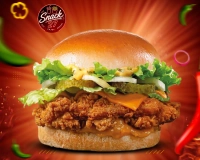 CHICKEN BURGER